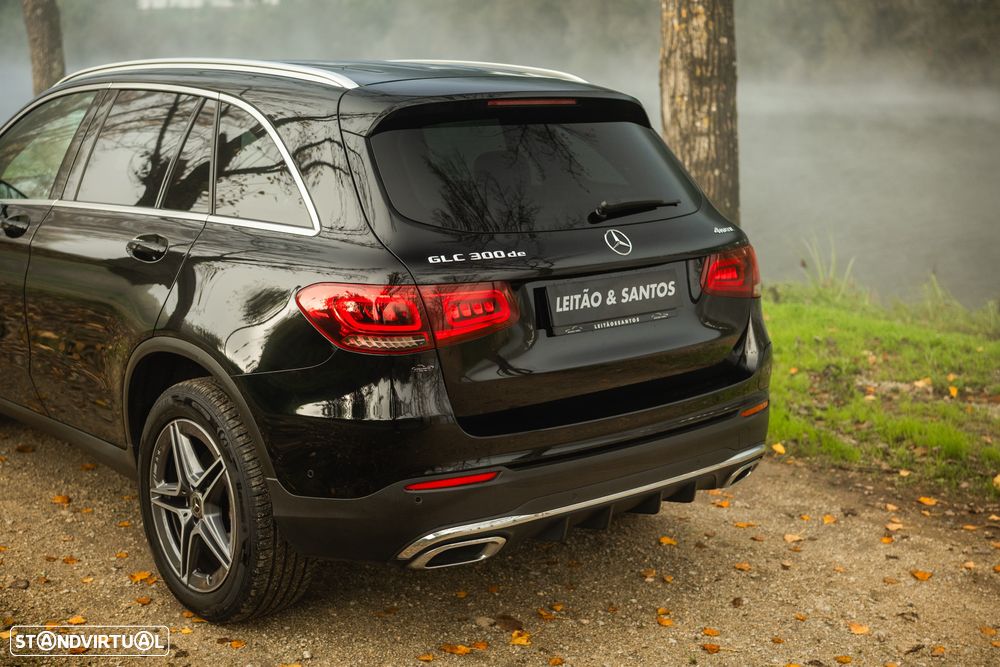 Mercedes-Benz GLC 300 de 4Matic 9G-TRONIC AMG Line Plus - 17