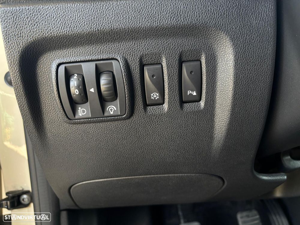 Renault Captur 1.5 dCi Exclusive - 16