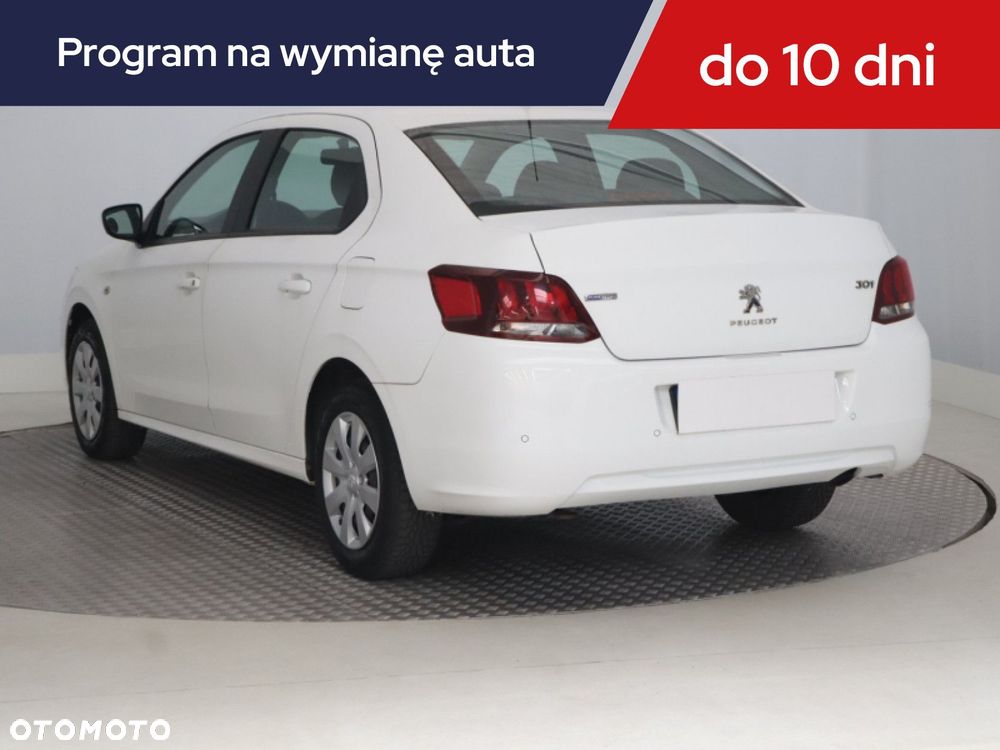Peugeot 301 - 6