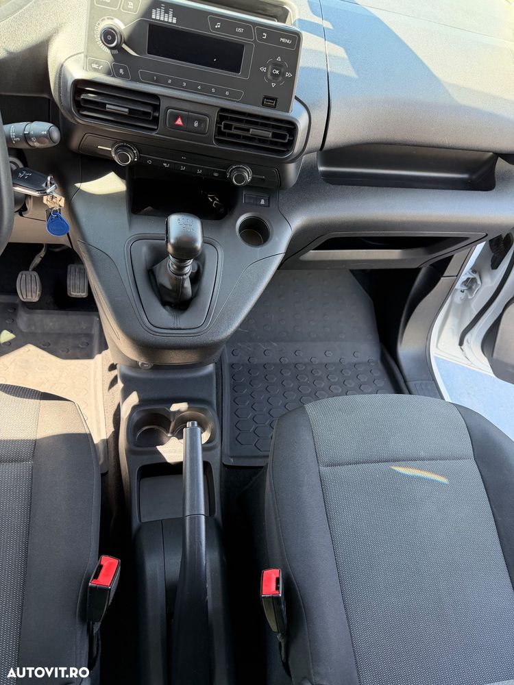 PEUGEOT Rifter 2023 — imagine 12