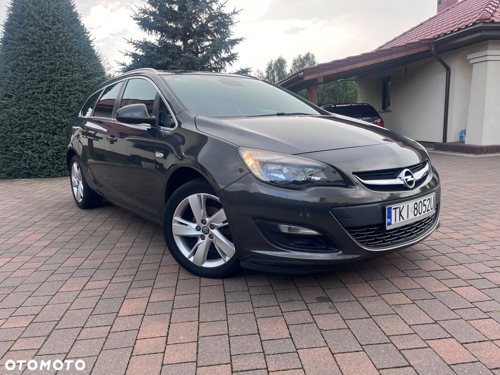 Opel Astra 1.4 T Cosmo - 28