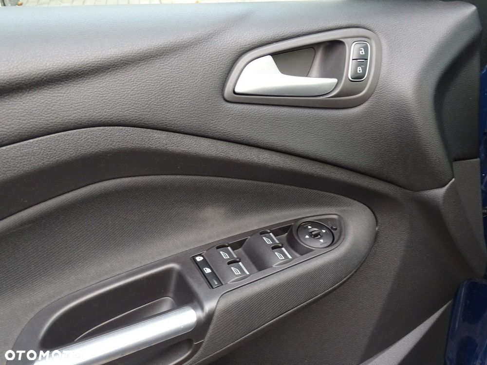 Ford Grand C-MAX - 22