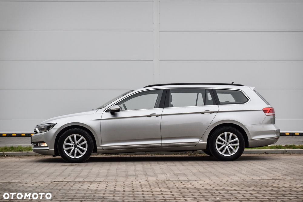 Volkswagen Passat 1.6 TDI (BlueMotion Technology) Comfortline - 18