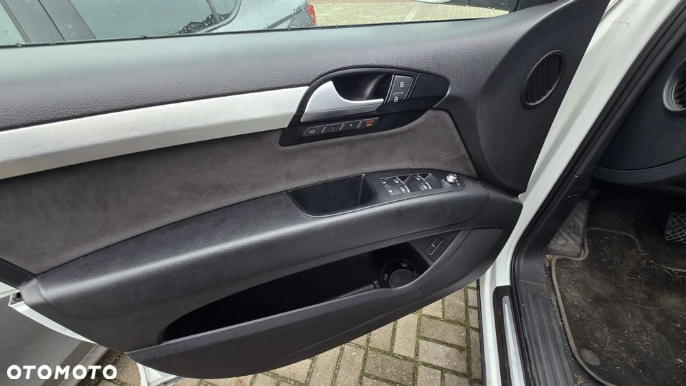 Audi Q7 3.0 TDI DPF clean diesel Quattro Tiptronic - 15