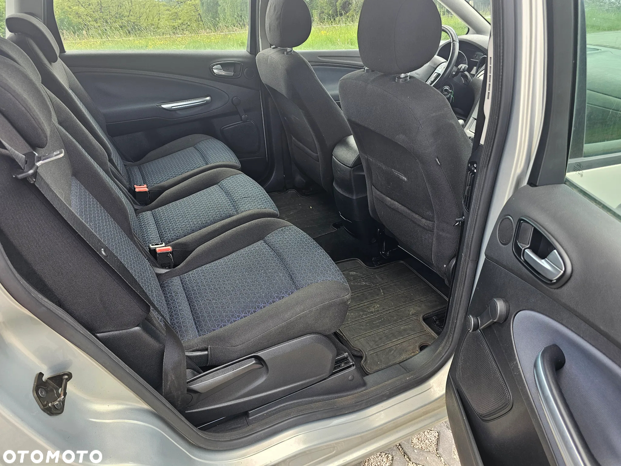 Ford S-Max 1.8 TDCi Trend - 11