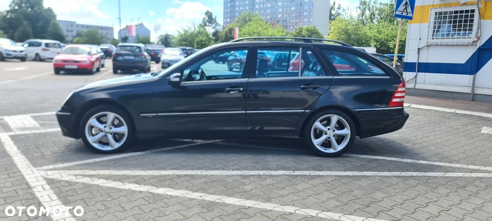 Mercedes-Benz Klasa C 200 Kompressor Automatik Avantgarde Sport Edition + - 4