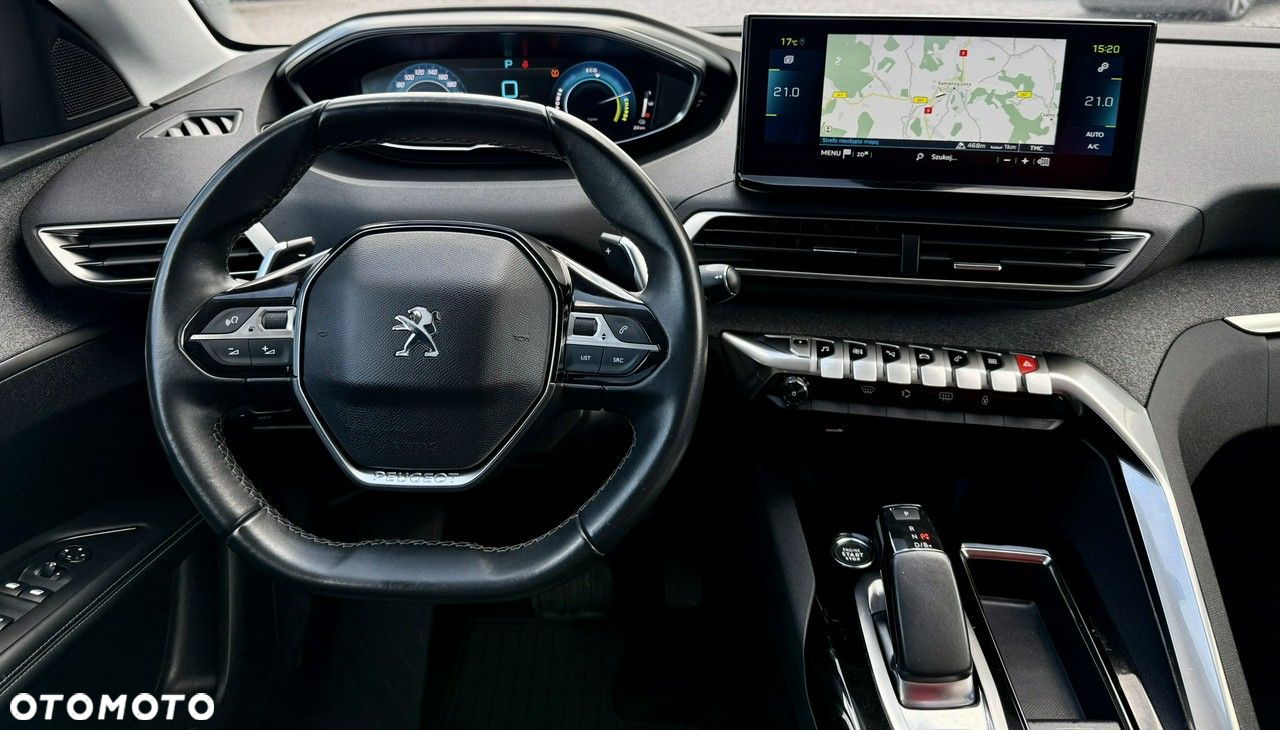 Peugeot 3008 1.6 PureTech HYbrid Allure S&S EAT8 - 18