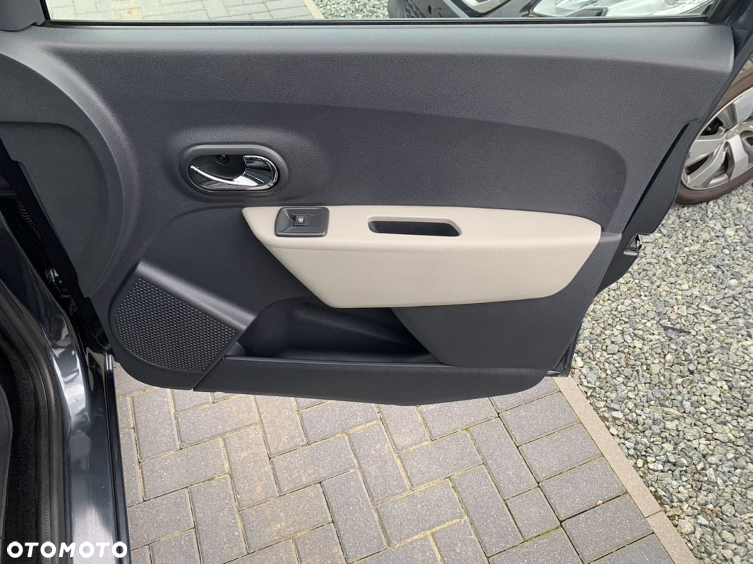 Dacia Dokker TCe 115 Ambiance - 27