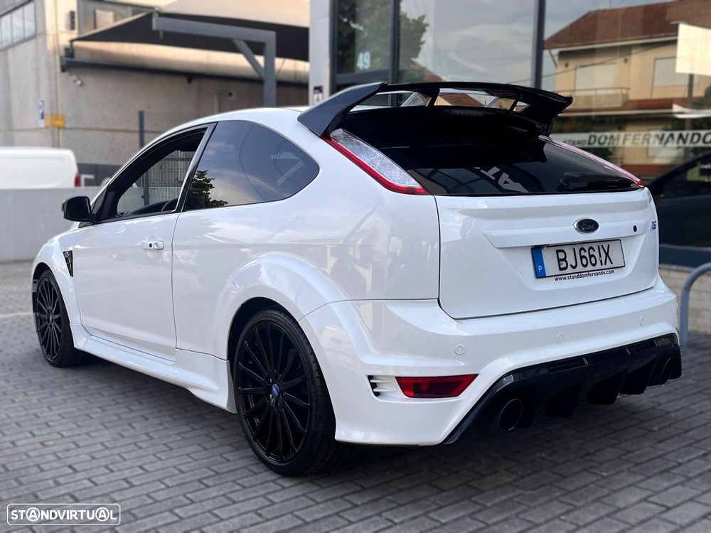 Ford Focus 2.5 T RS - 28