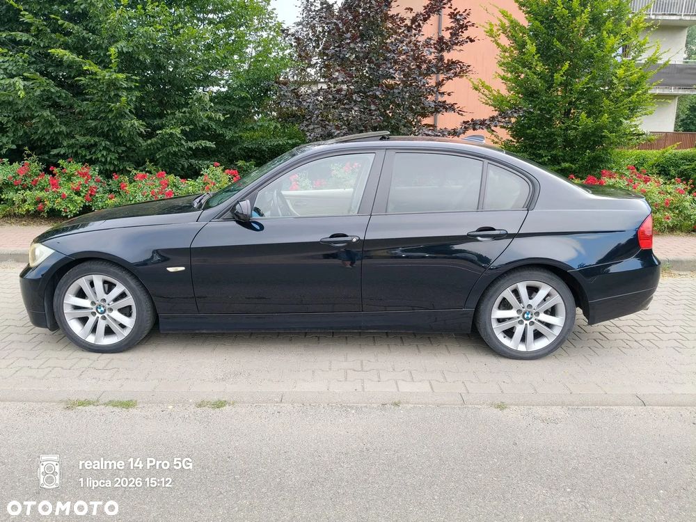 BMW Seria 3 318i - 9