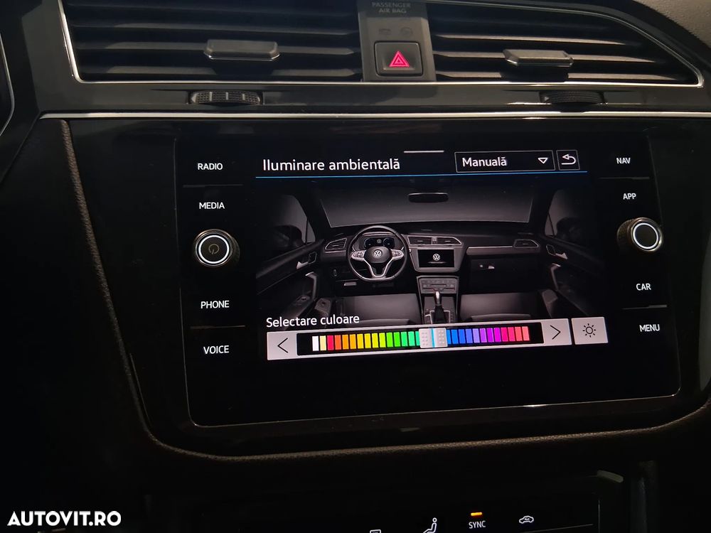 Volkswagen Tiguan 2.0 TDI SCR DSG 4Motion R-Line - 31