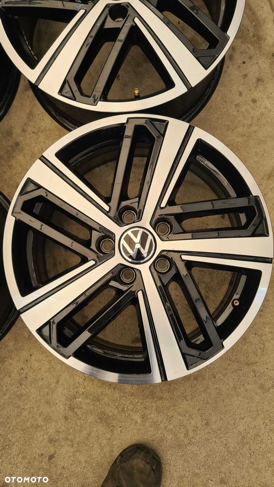 Felgi aluminiowe VOLSWAGEN TOURAN GOLF ! 17 Cali ! BDB STAN MONTAŻ! - 6