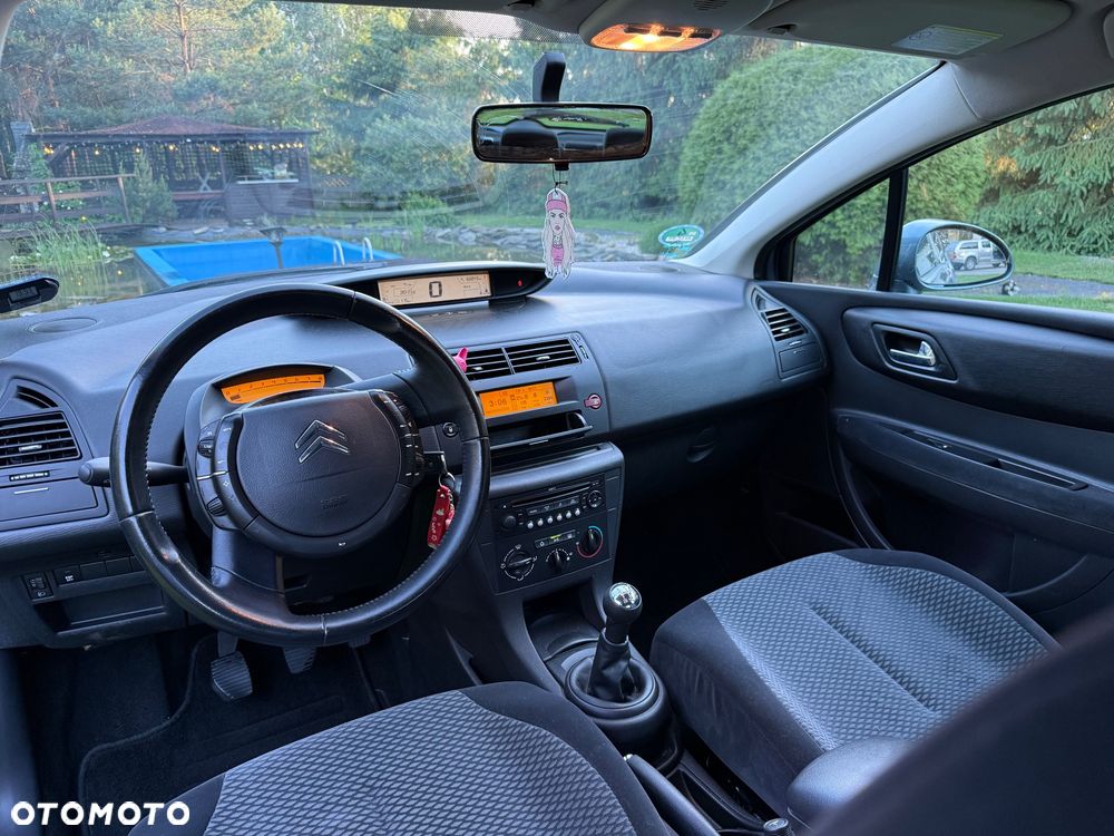 Citroën C4 1.6 16V Magic - 13