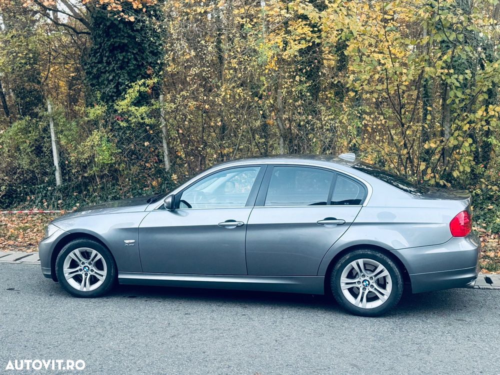 BMW Seria 3 320d xDrive DPF Aut. Edition Exclusive - 15