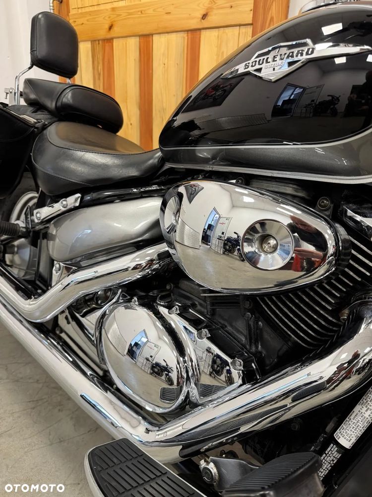 Suzuki VL 800 Volusia - Boulevard C50 - 4