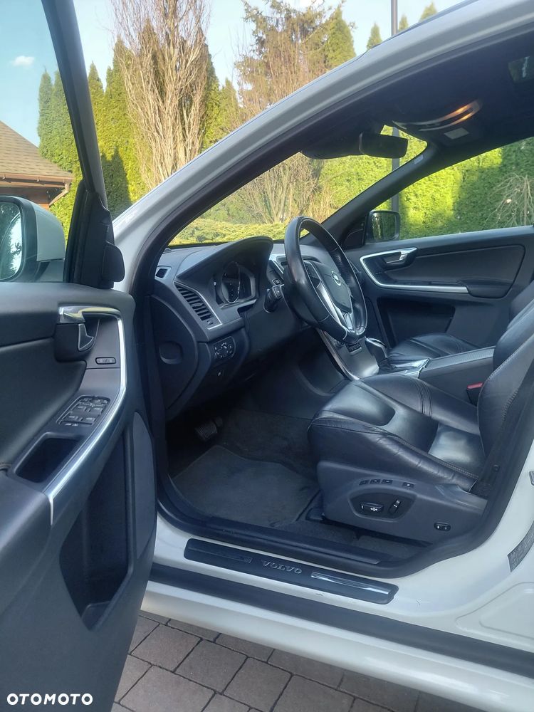 Volvo XC 60 D4 Drive-E Summum - 18