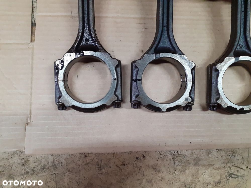 12185 Tłok + korbowód SH01 Mazda 3 6 CX-5 2.2 d - 4