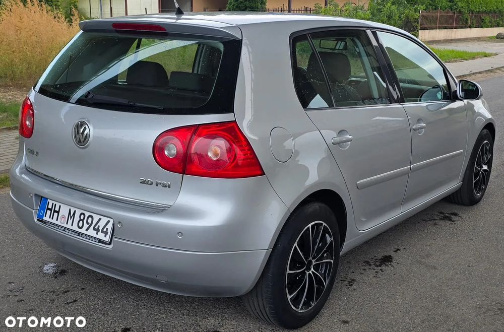Volkswagen Golf V 2.0 FSI Comfortline DSG - 5