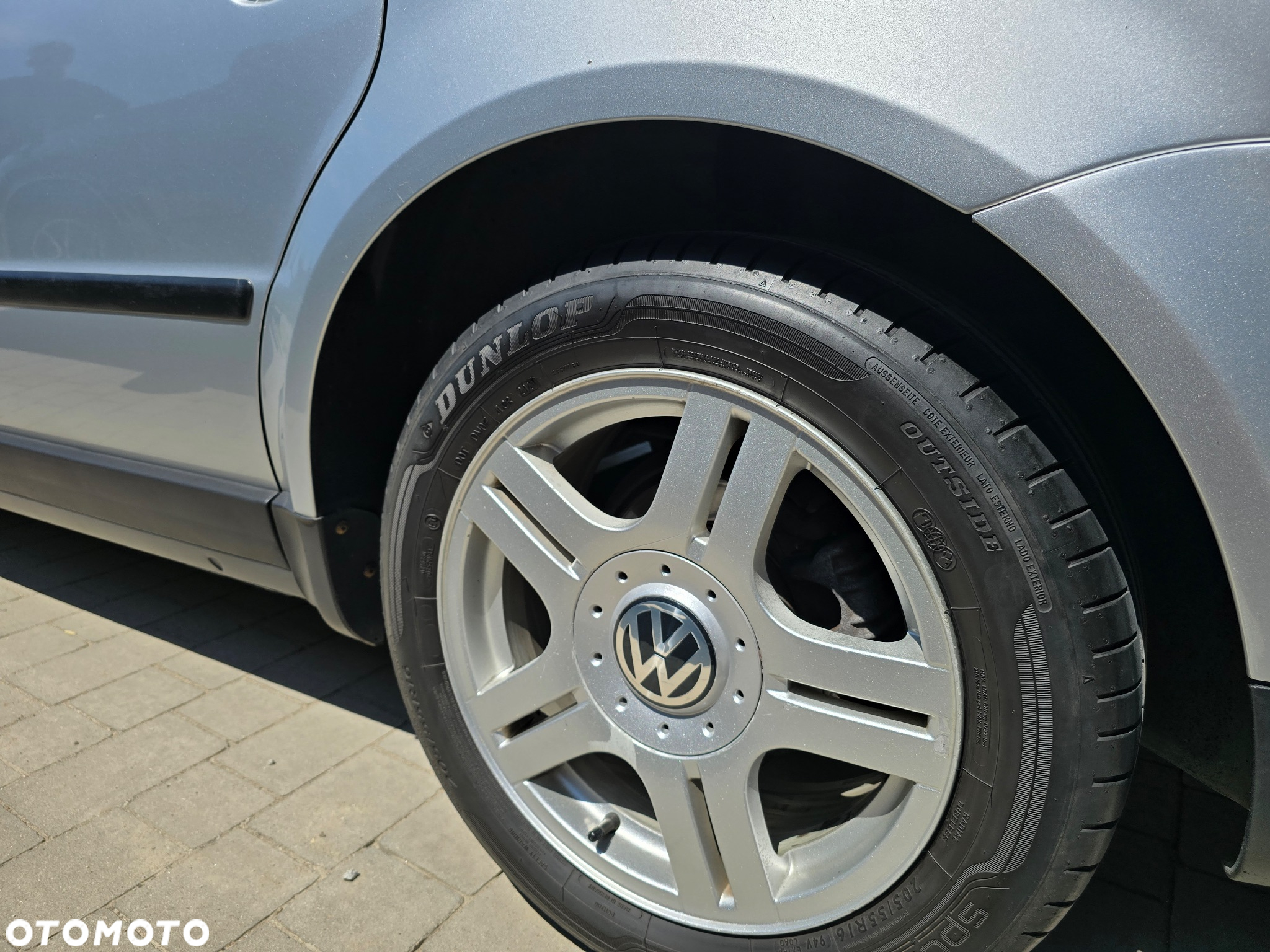 Volkswagen Passat - 10