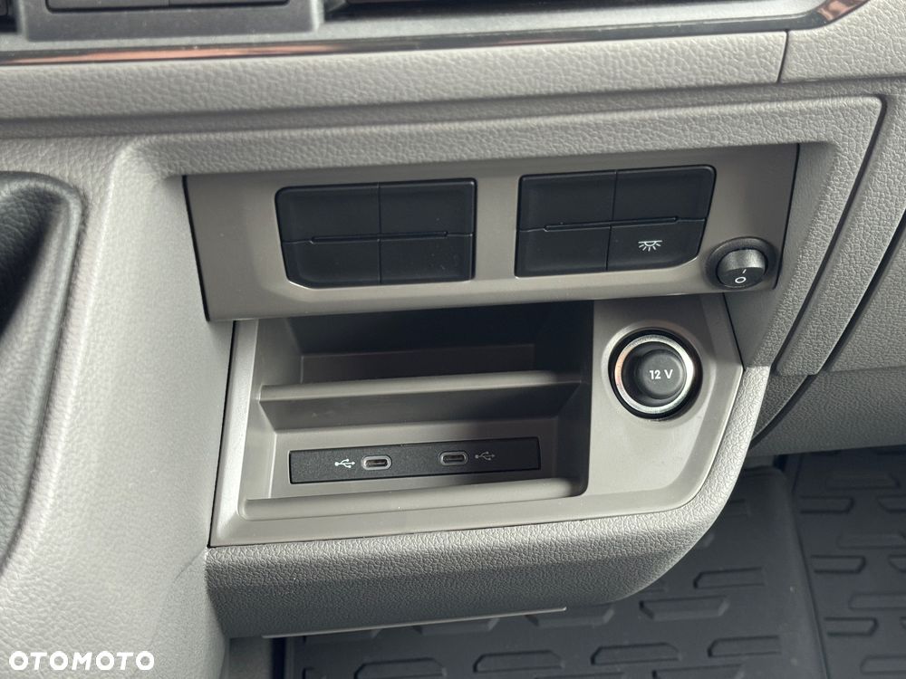 Volkswagen Crafter - 28