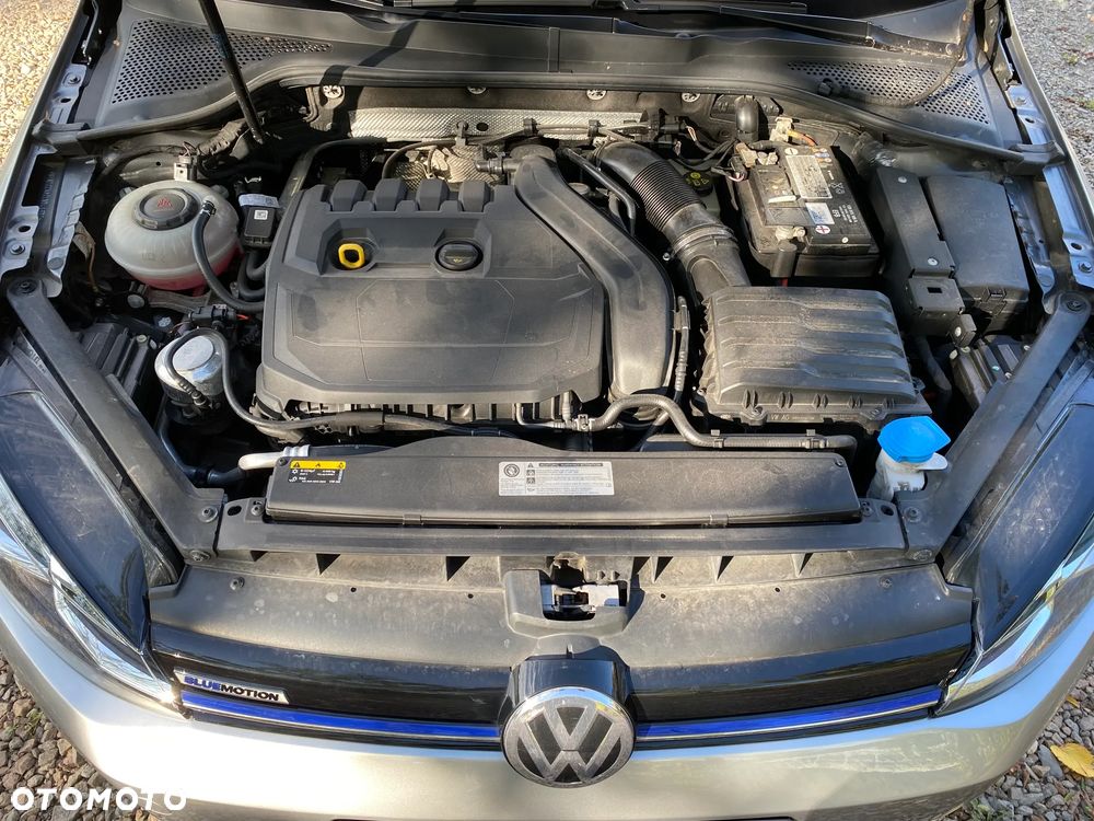 Volkswagen Golf 1.5 TSI BMT Comfortline - 14