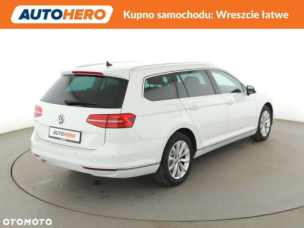 Volkswagen Passat Variant 1.5 TSI OPF DSG Highline - 8