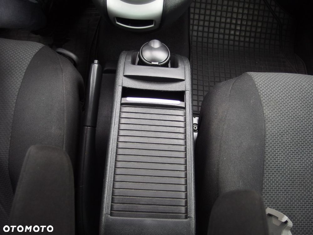 Citroën Berlingo 1.6 BlueHDi XTR S&S - 22