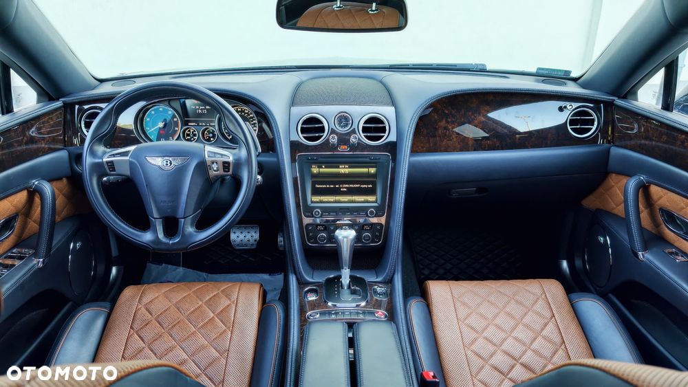 Bentley Flying Spur V8 S - 19