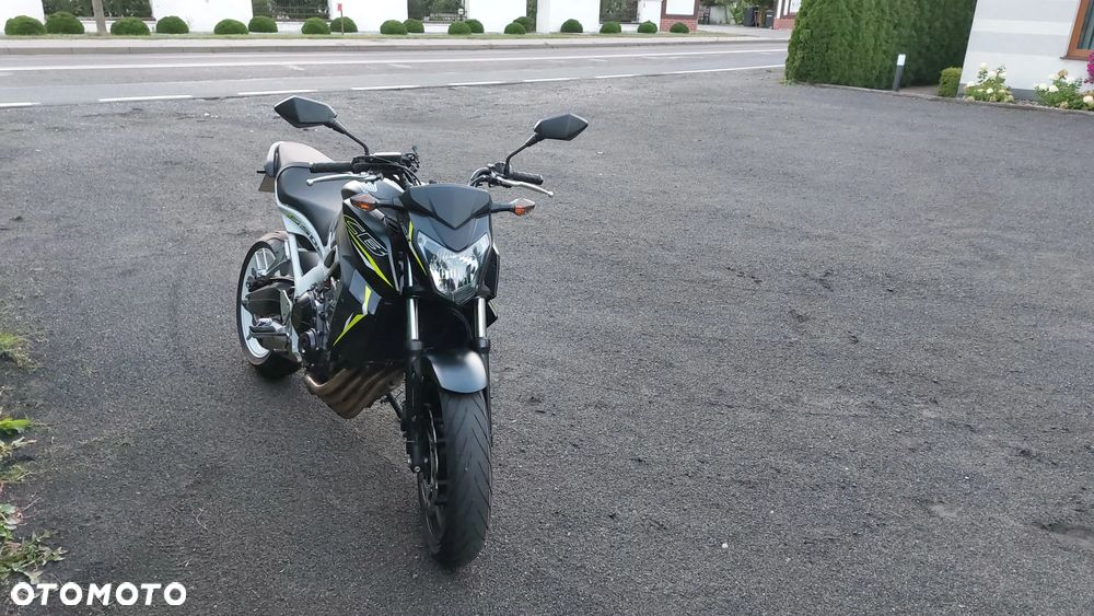 Honda CB - 7