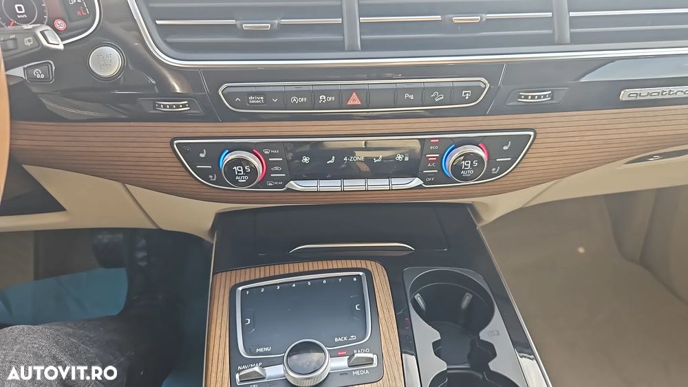 Audi Q7 3.0 TDI Quattro Tiptronic - 11