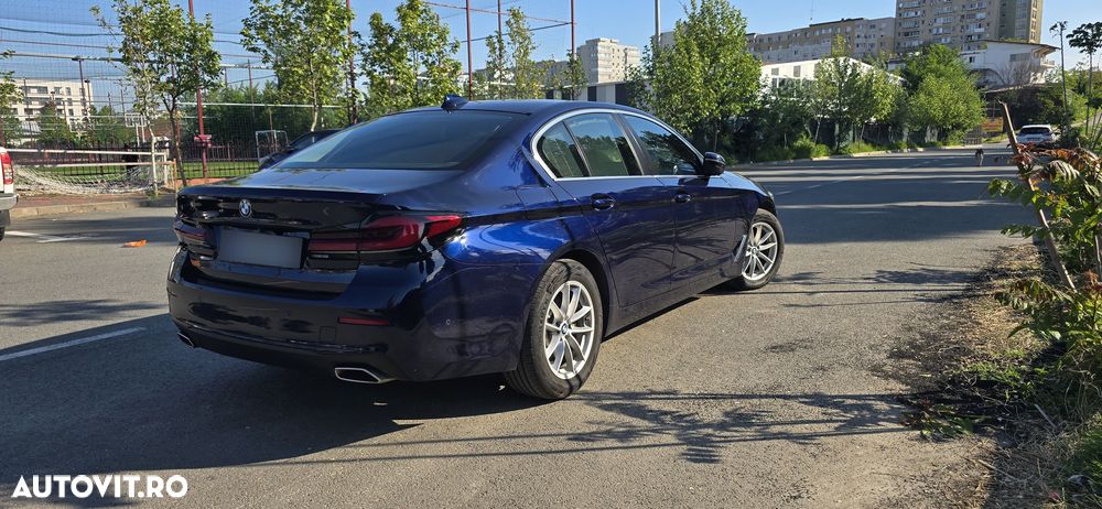 BMW Seria 5 520d xDrive Aut. - 4