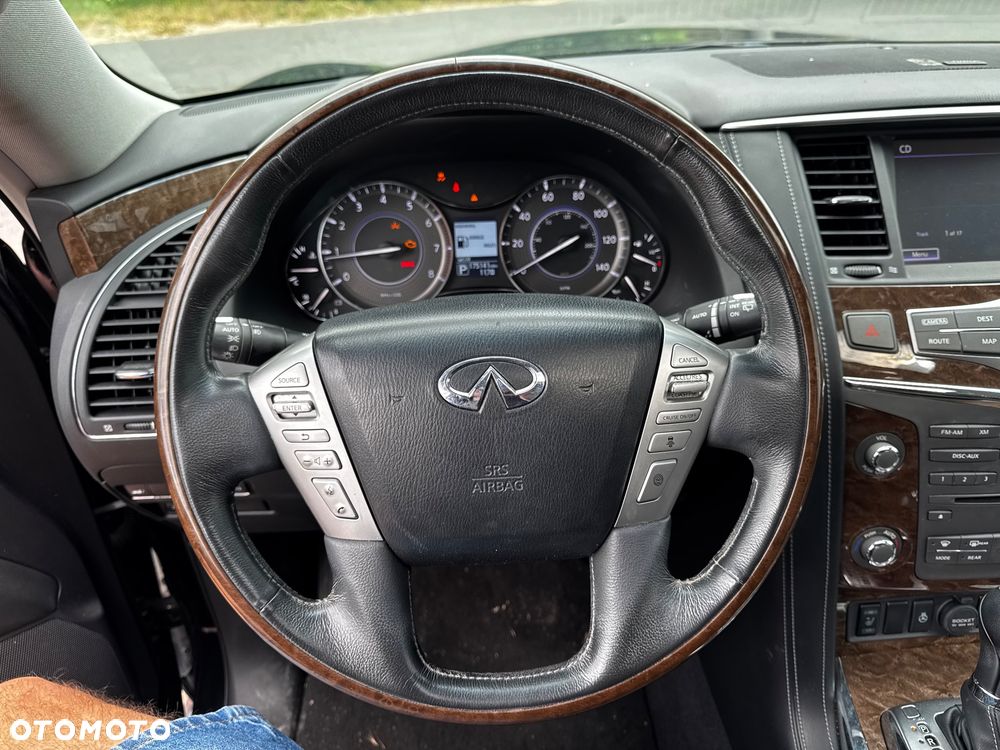 Infiniti QX80 - 14