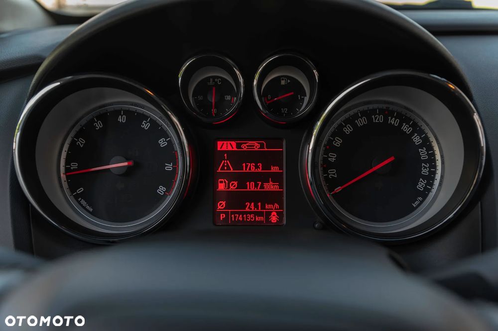 Opel Astra 1.4 Turbo Automatik Cosmo - 23
