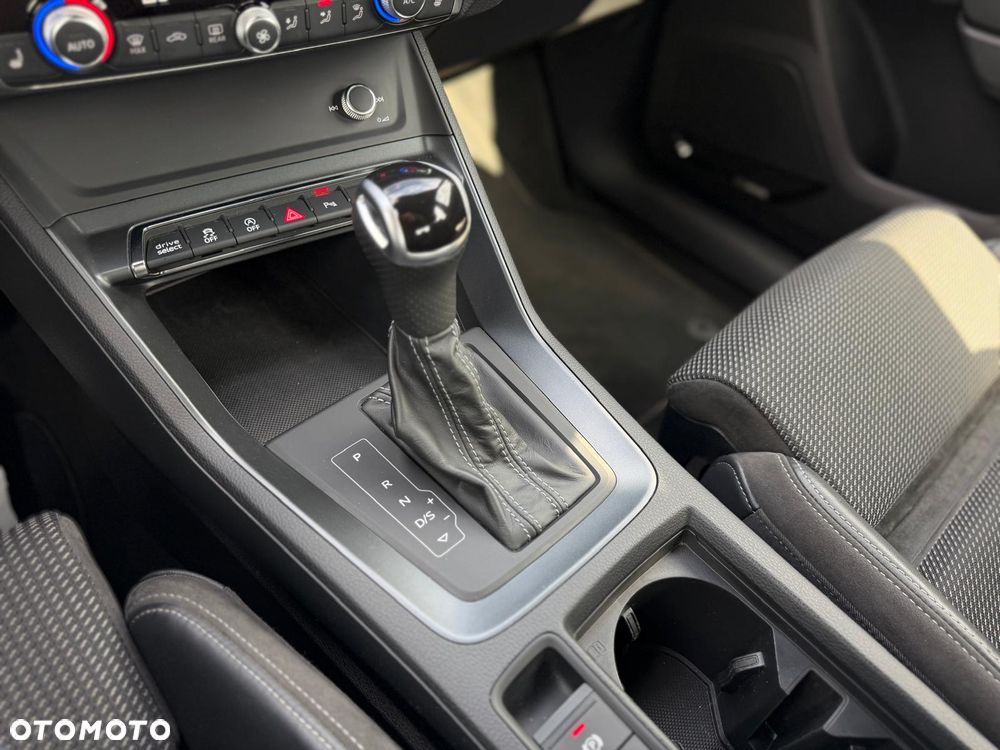 Audi Q3 40 TDI Quattro S tronic S line - 25