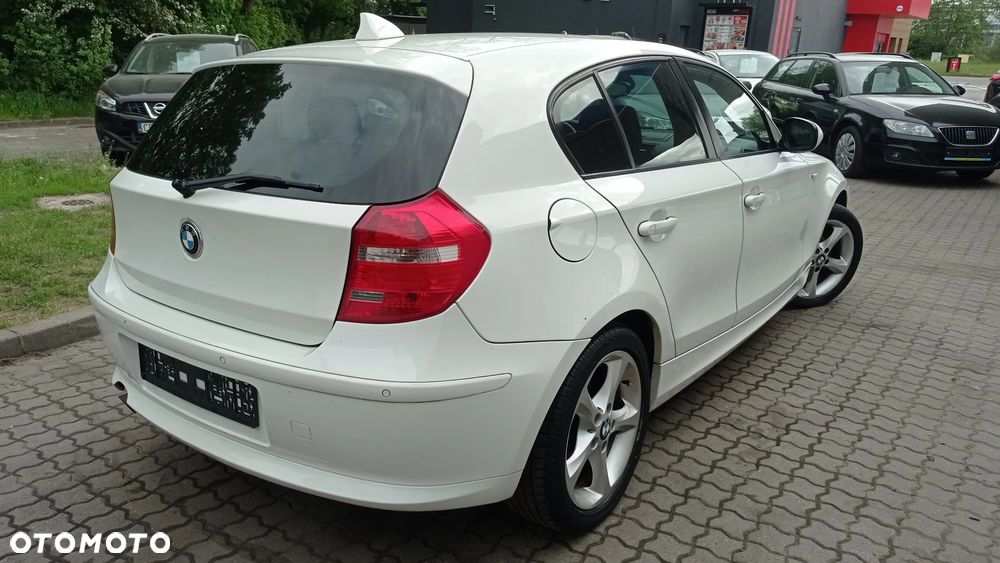 BMW Seria 1 116i - 14