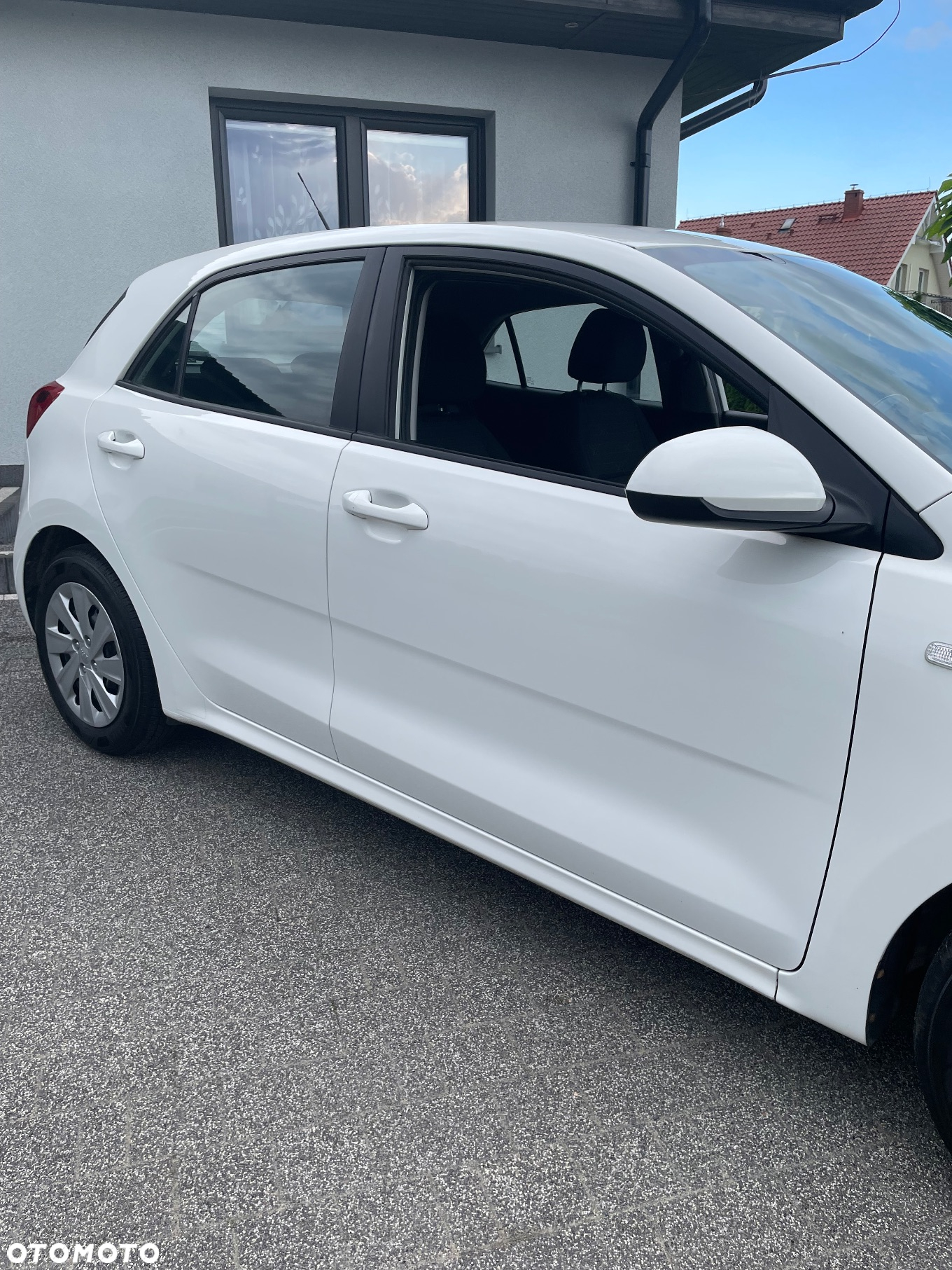 Kia Rio 1.2 Business Line - 11