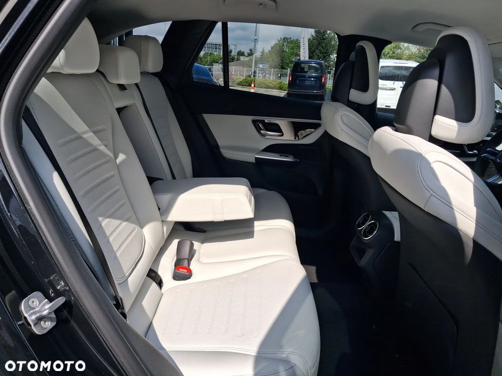 Mercedes-Benz GLC 220 d mHEV 4-Matic AMG Line - 15