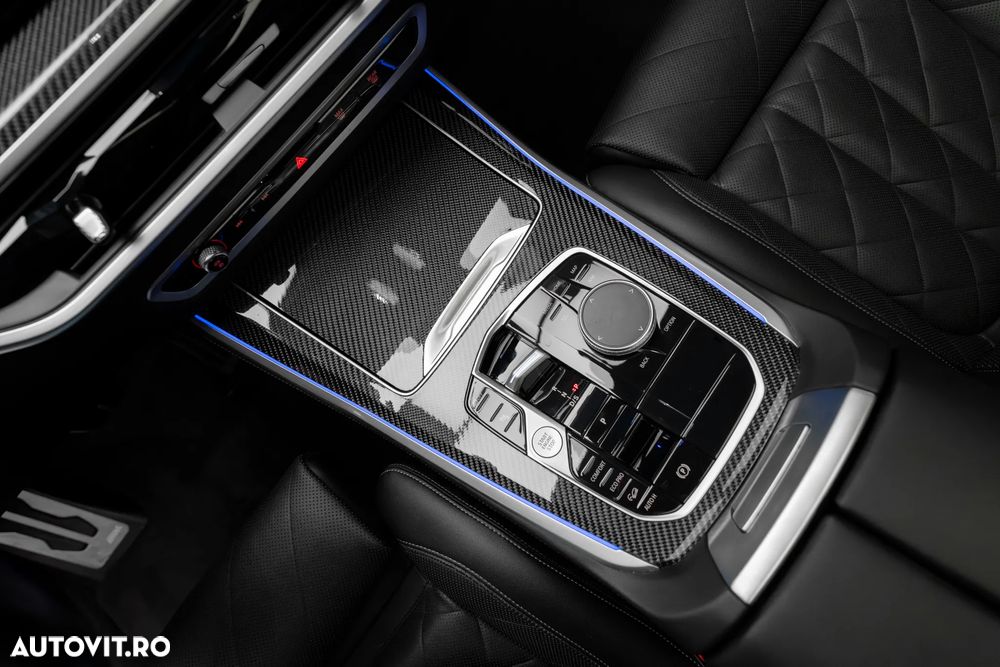 BMW X5 M M60i xDrive - 8