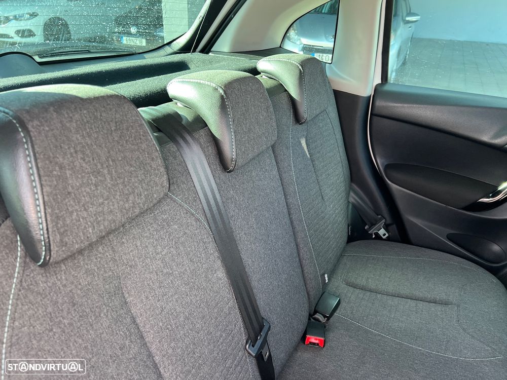 Citroën C3 1.2 PureTech Collection - 21