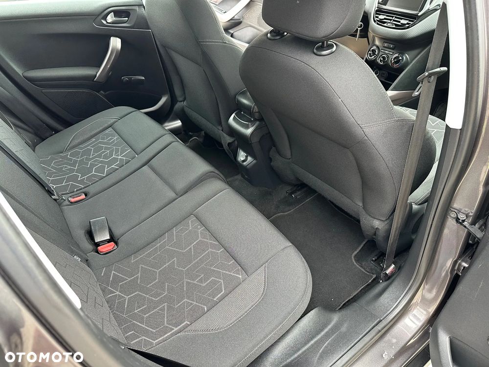 Peugeot 2008 82 VTI Allure - 12