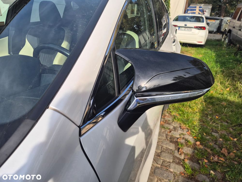 Lexus NX - 9