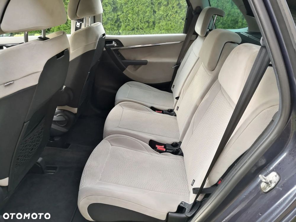 Citroën C4 Picasso 1.6 HDi FAP EGS6 Exclusive - 4