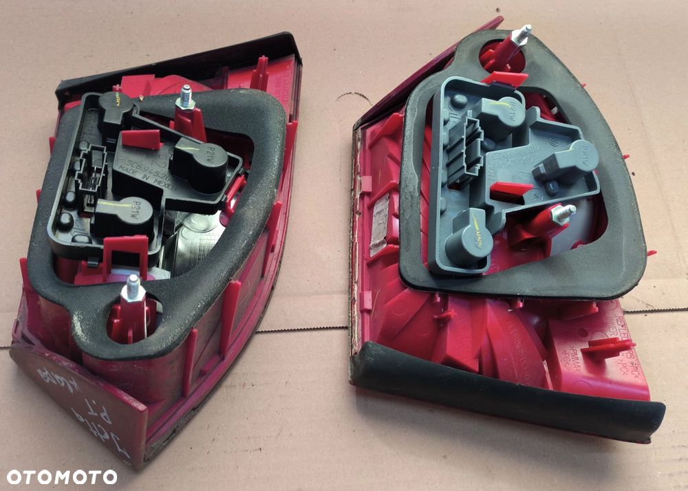 Jetta VI lampa tylna tył w klapę EU stan bdb bez uszkodzeń 2010-18r Volkswagen - 2