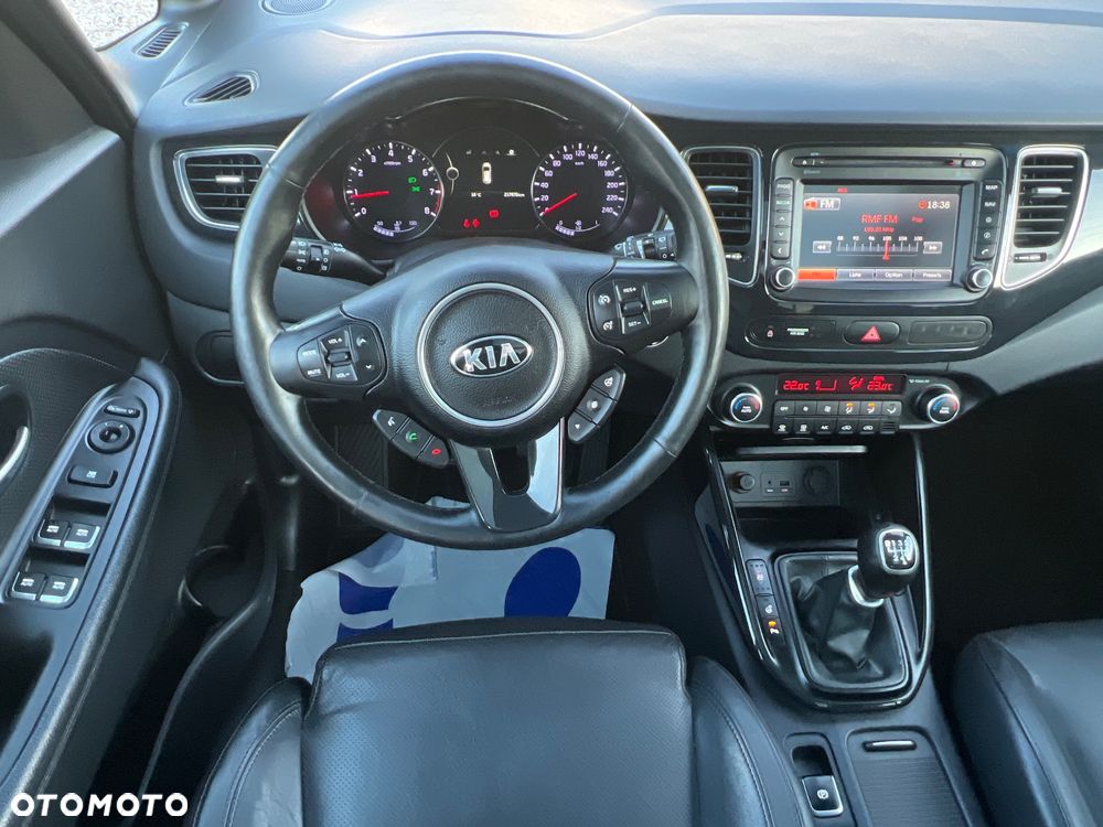 Kia Carens 1.6 GDI ISG Spirit - 28