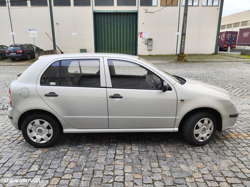 Skoda Fabia 1.2 HTP Classic - 2