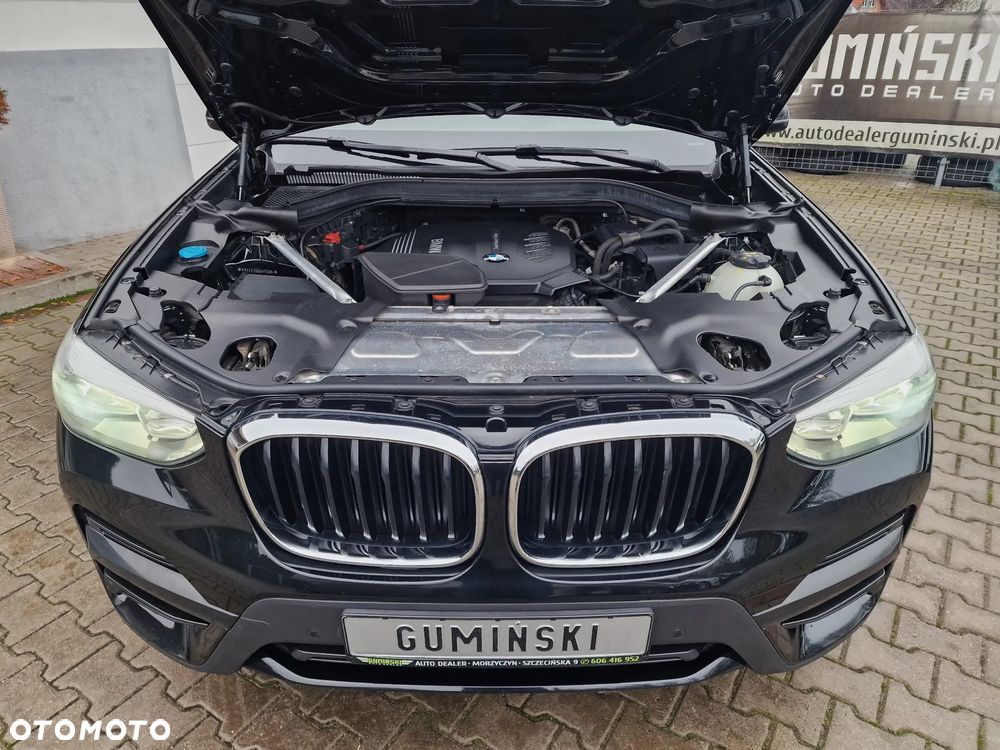 BMW X3 sDrive18d Advantage - 16