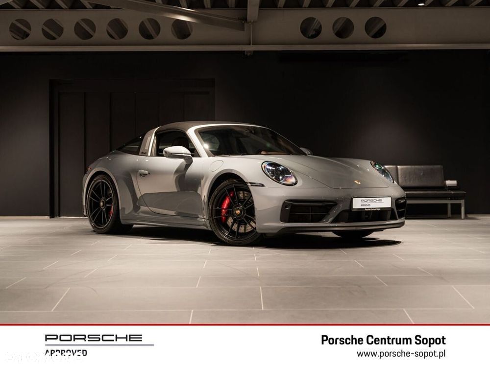 Porsche 911 Targa 4 GTS - 7