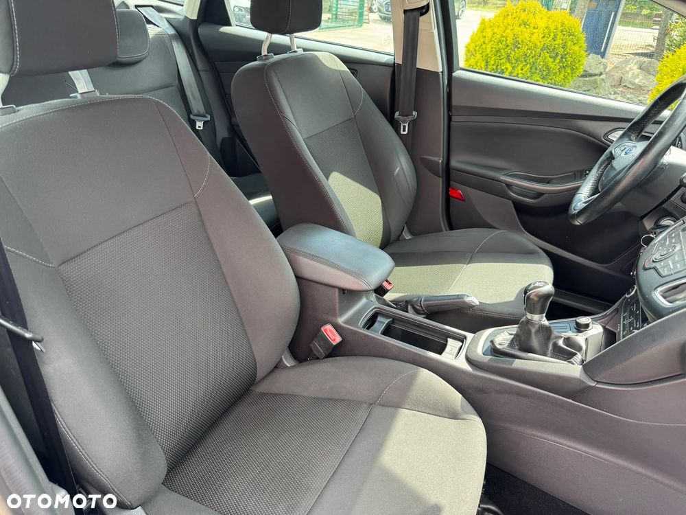 Ford Focus - 29