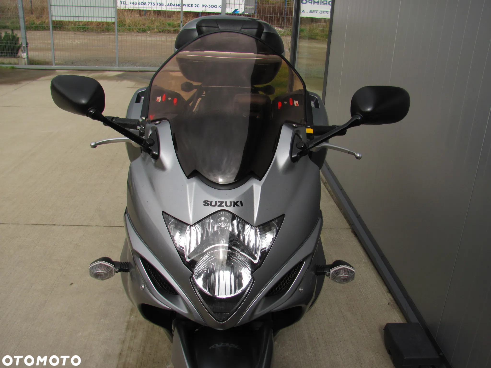 Suzuki GSX - 5