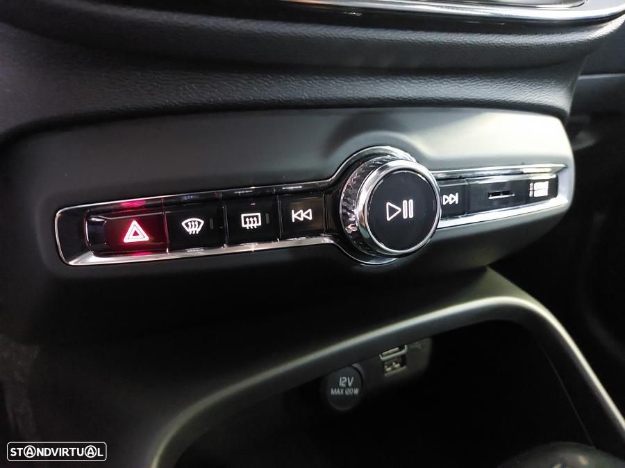 Volvo XC 40 2.0 D3 Momentum - 20